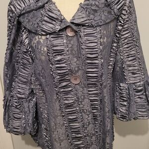 Emerald Lace Ruffle Blouse - Gray